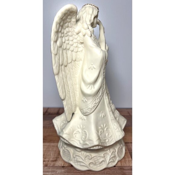 Vintage Porcelain Angel With Mandolin Figurine - Picture 4 of 8